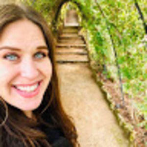 Meet your Posher, Sabrina